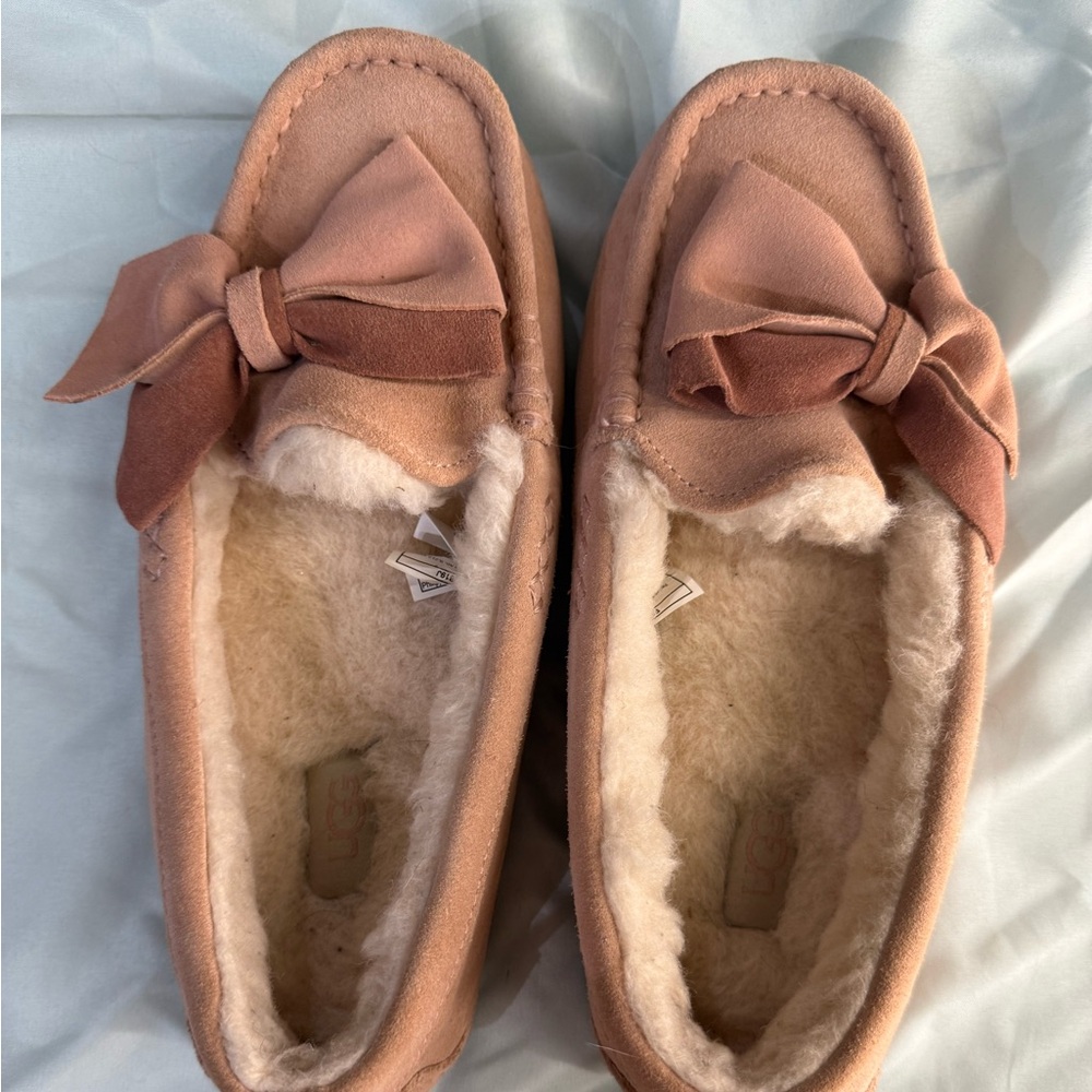 Pink Ugg bow moccasins
